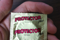 포시즌 콘돔~ 딸기젤 250ml 후기입니다