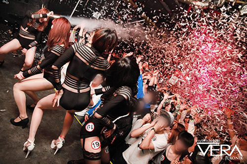 club_vera_02.jpg